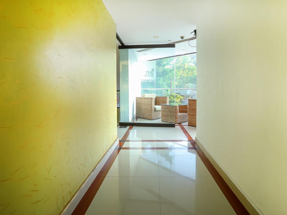 Treebo Trend Time Square Marine Drive Otel Kochi Dış mekan fotoğraf
