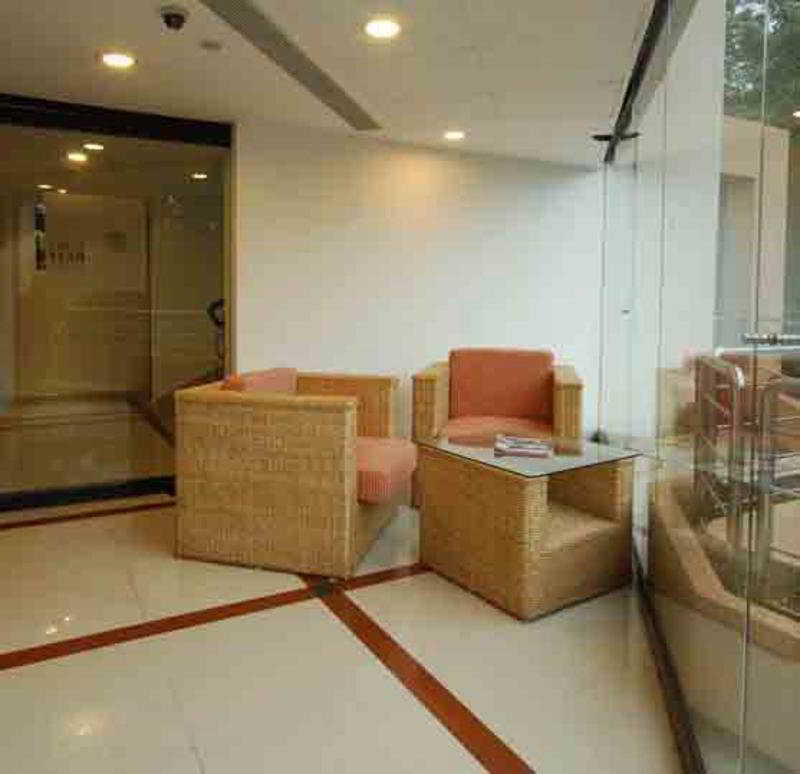 Treebo Trend Time Square Marine Drive Otel Kochi Dış mekan fotoğraf